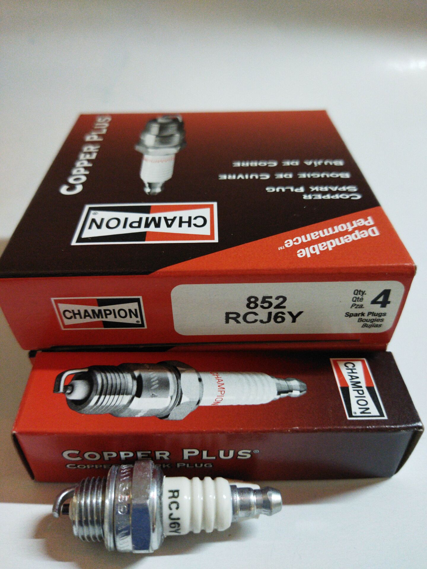 BUJİ 2 ZAMANLI CHAMPION RCJ6Y 19mm