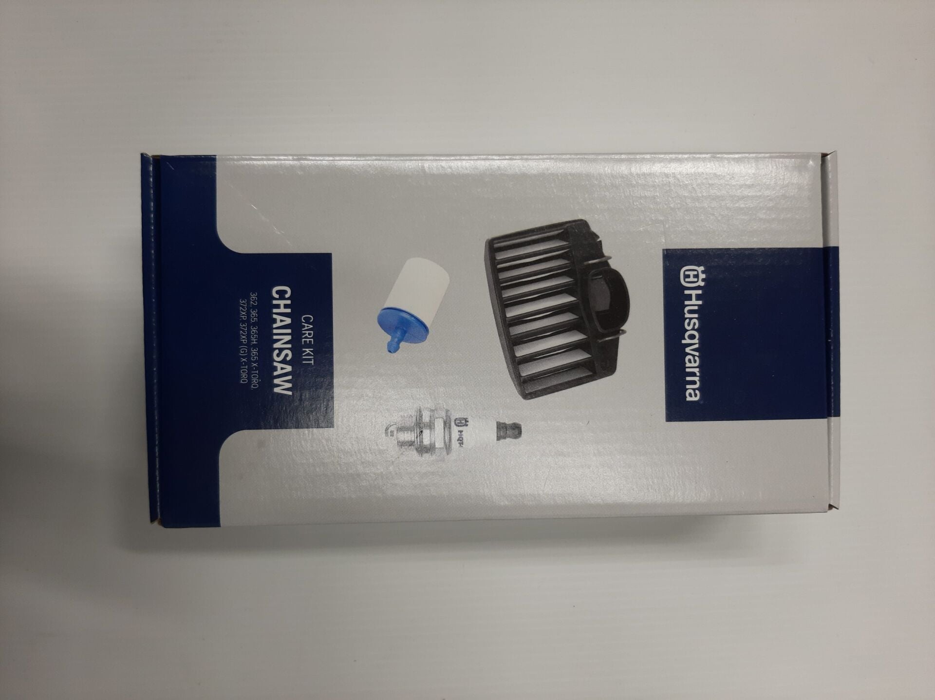 HUSQVARNA  BAKIM KİTİ HAVA FİLTRESİ NAYLON SİYAH + BUJİ HQT1 + BENZİN FİLTRESİ TAŞ 365/372/2165/2166/2171/217